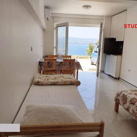 Welcome Apartment Stanici Bagian luar foto