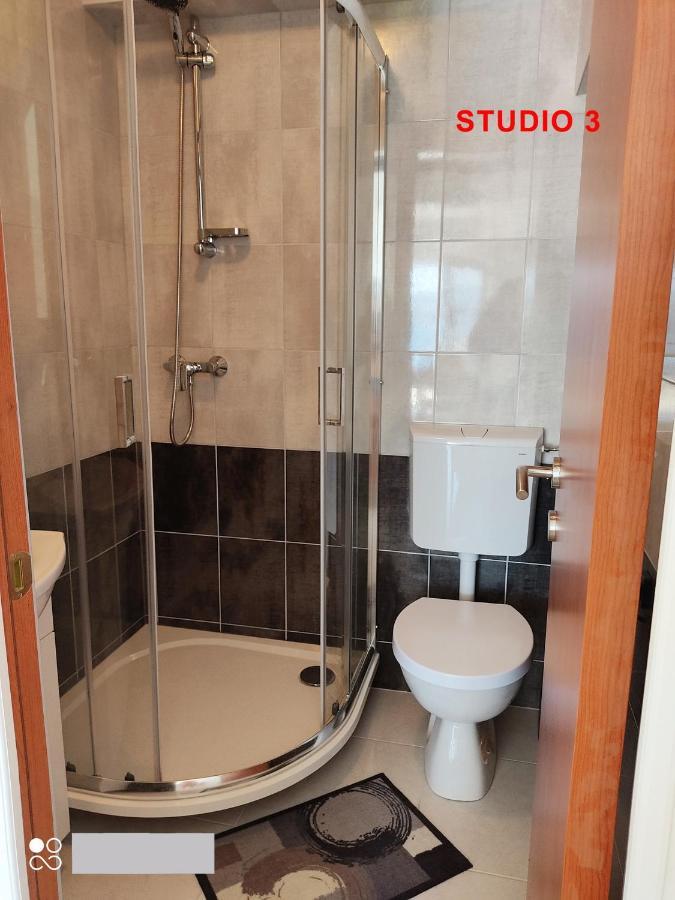Welcome Apartment Stanici Bagian luar foto