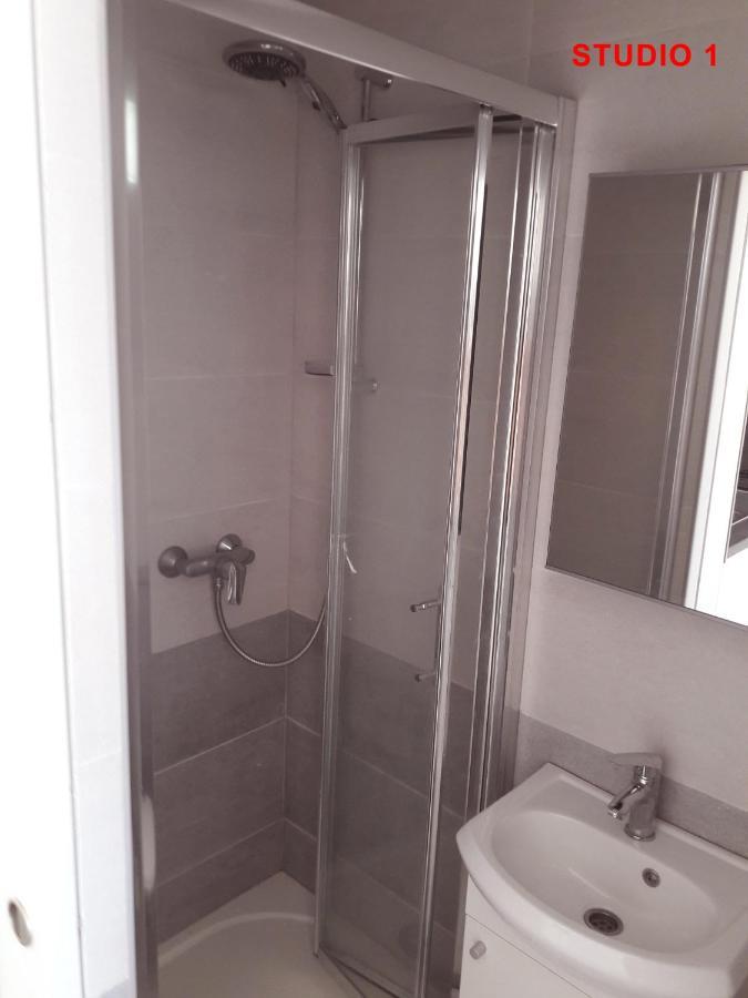 Welcome Apartment Stanici Bagian luar foto