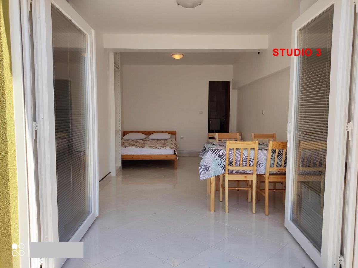 Welcome Apartment Stanici Bagian luar foto