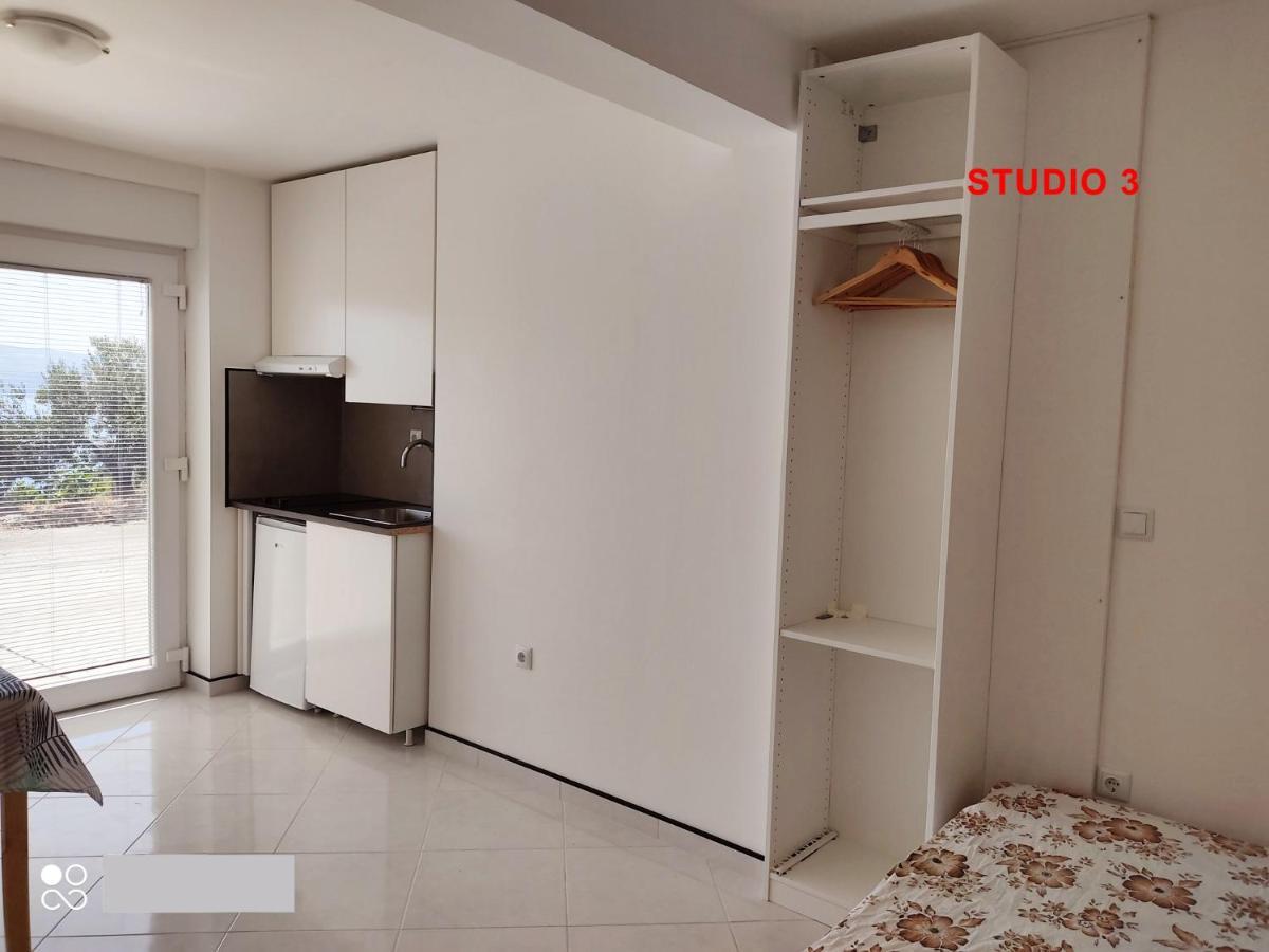 Welcome Apartment Stanici Bagian luar foto